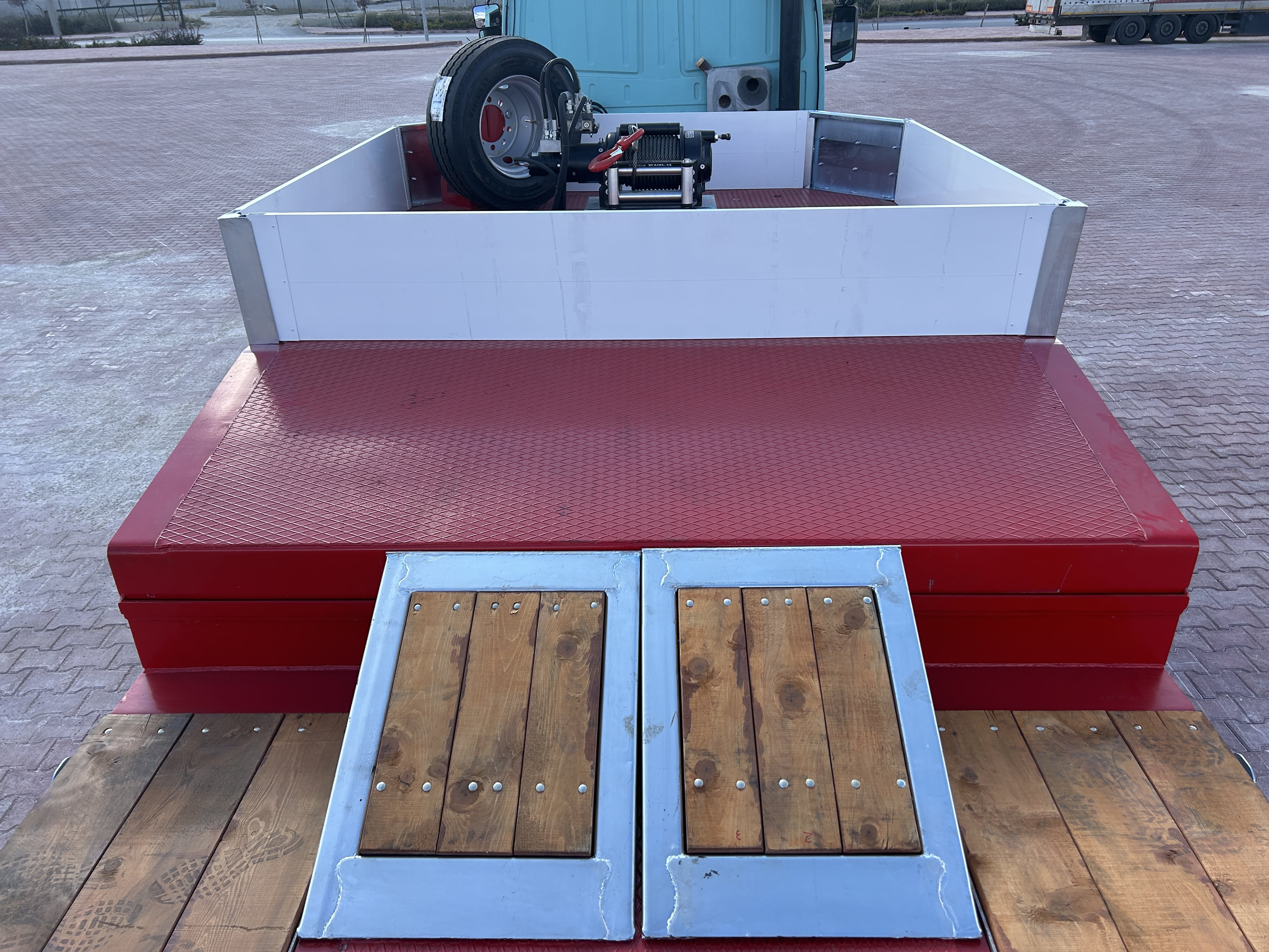 3 Axle Lowbed 9,9 meter Platform