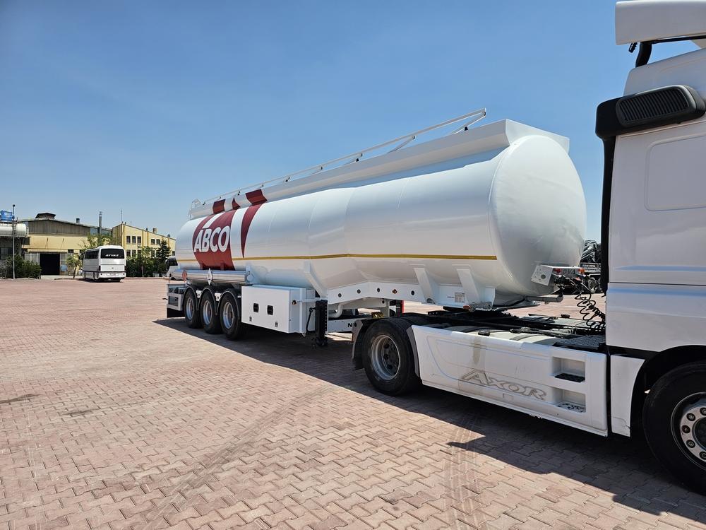 Tanker Semi Trailer for Fuel, Diesel, Petrol