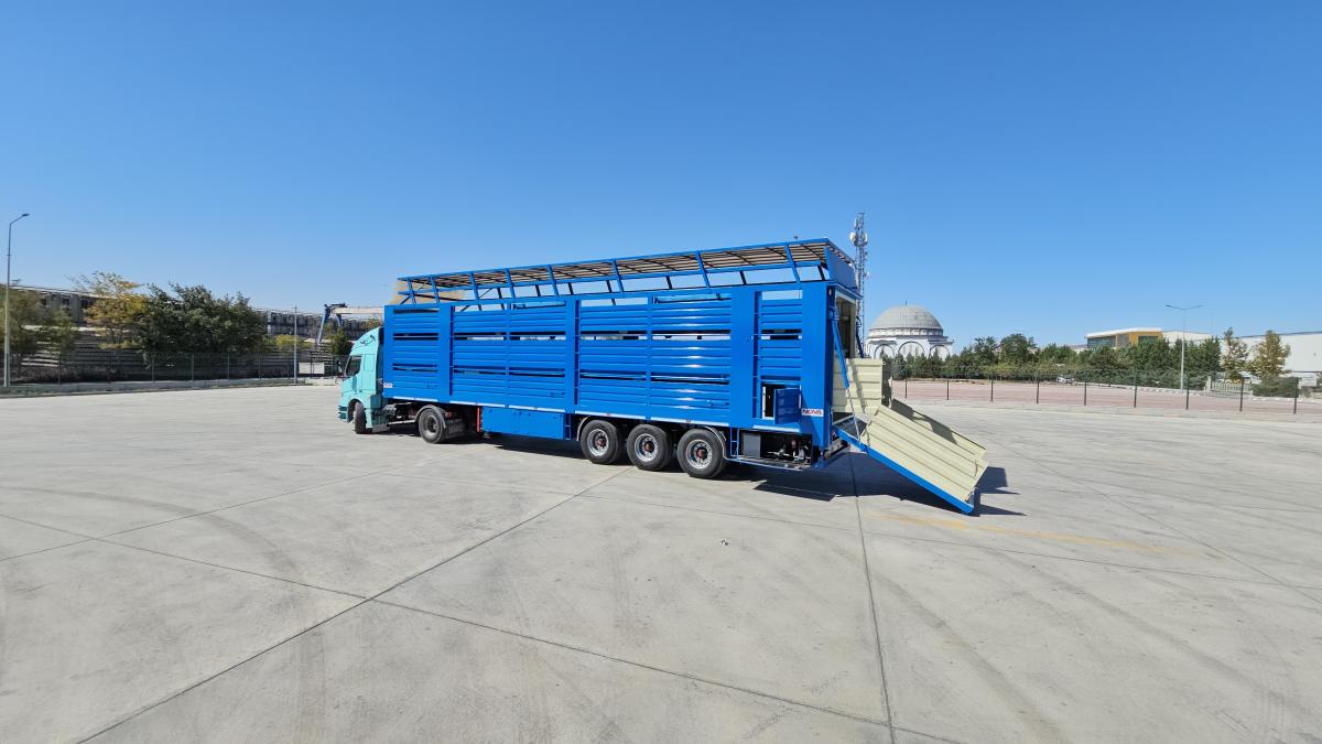 Animal Transport Trailer 3 Floor