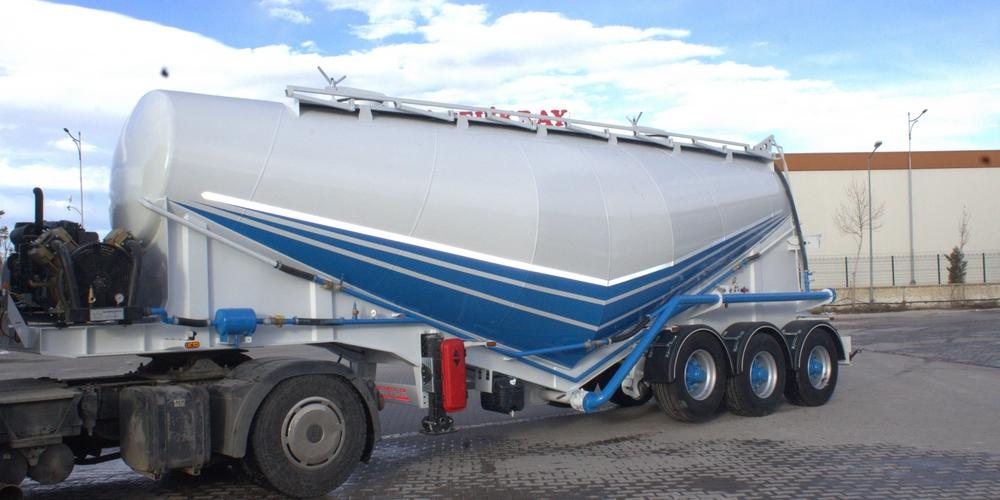 Cement Bulker Trailer with Compressor
