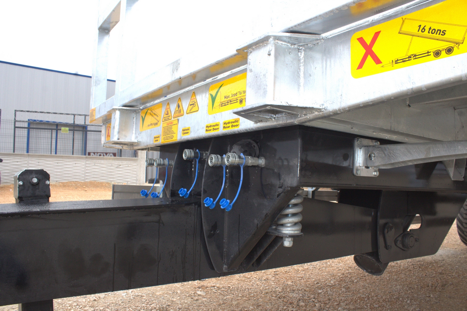 BALE TRAILER