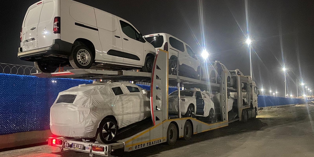 CAR TRANSPORT TRAILER