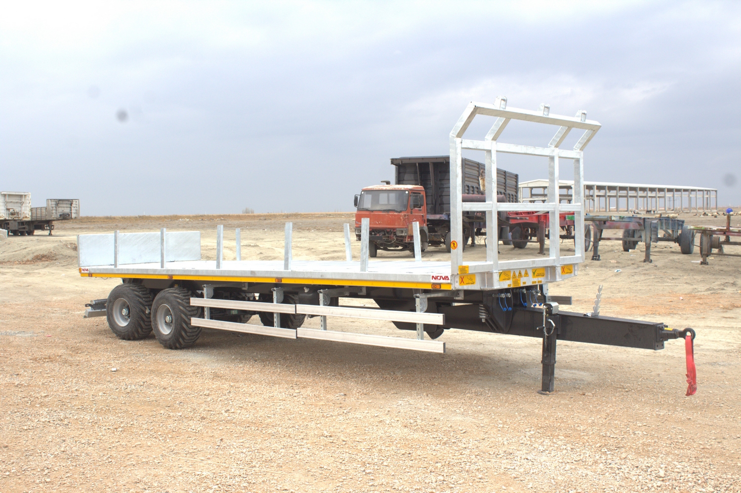 BALE TRAILER