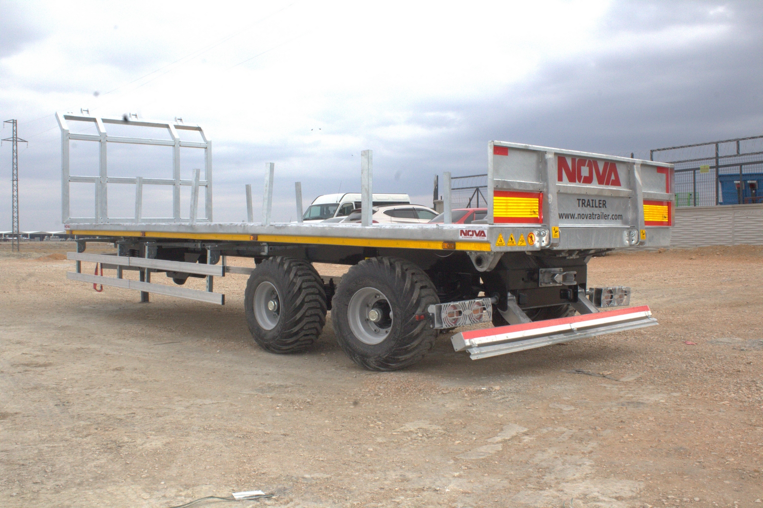 BALE TRAILER