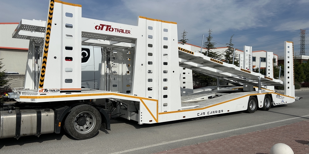 CAR TRANSPORT TRAILER