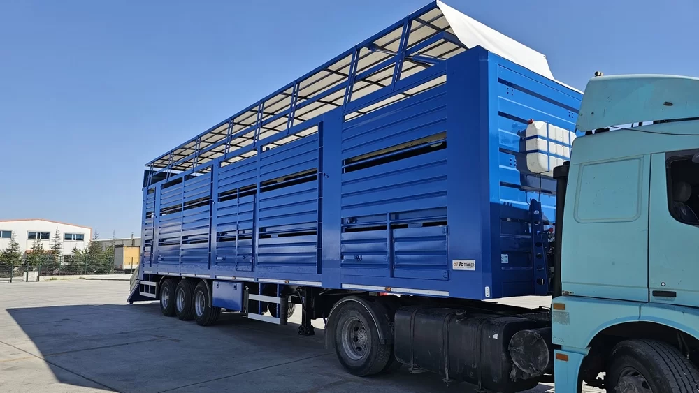 ANIMAL TRANSPORT SEMI TRAILER