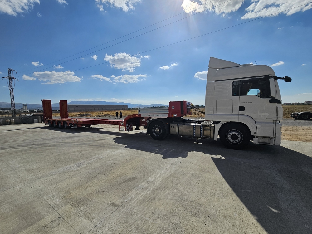 EXTENDABLE LOWBED