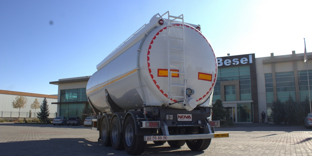TIPPING SILO TRAILER