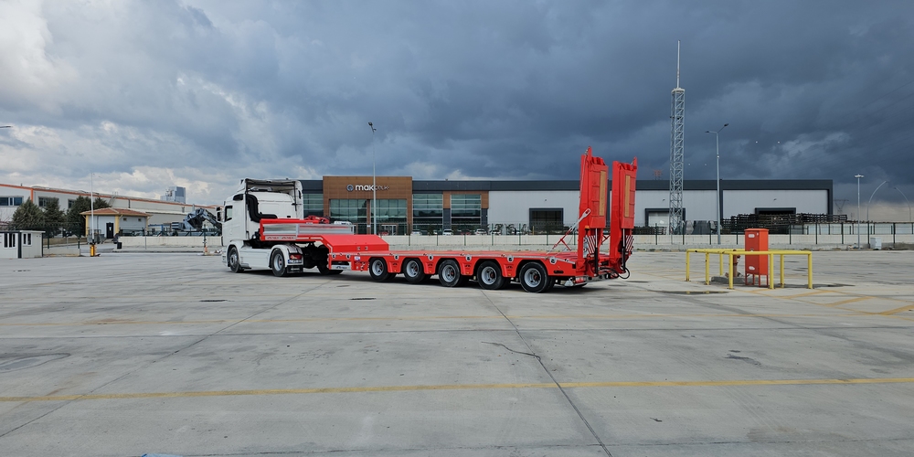 LOWBED TRAILER 5 AXLE