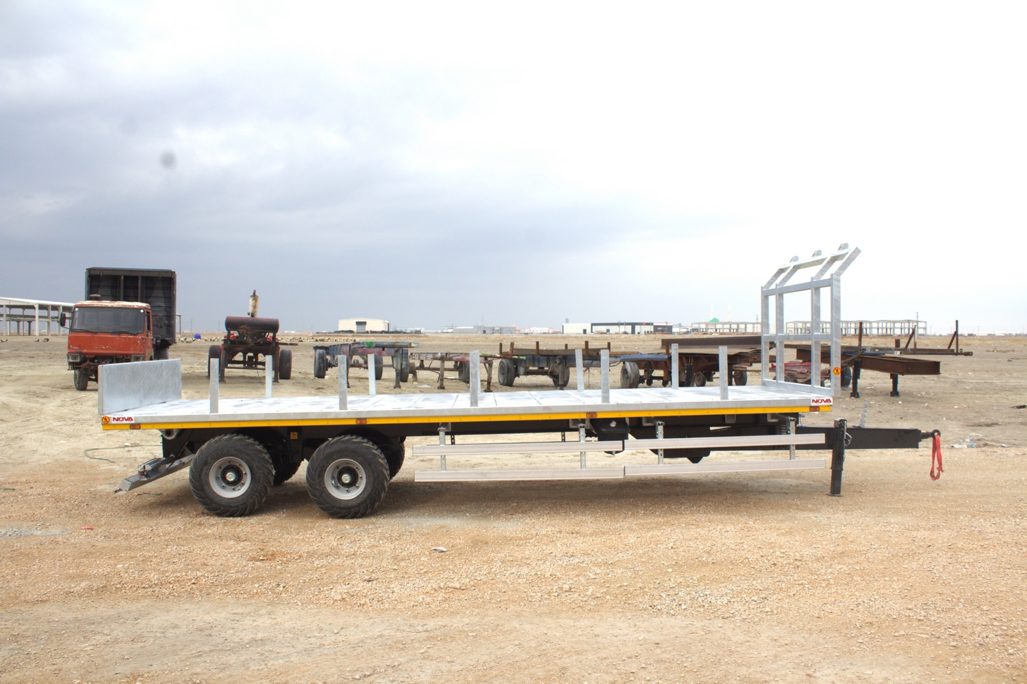 BALE TRAILER
