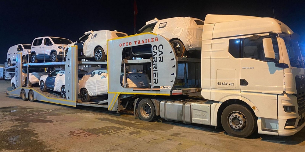 CAR TRANSPORT TRAILER