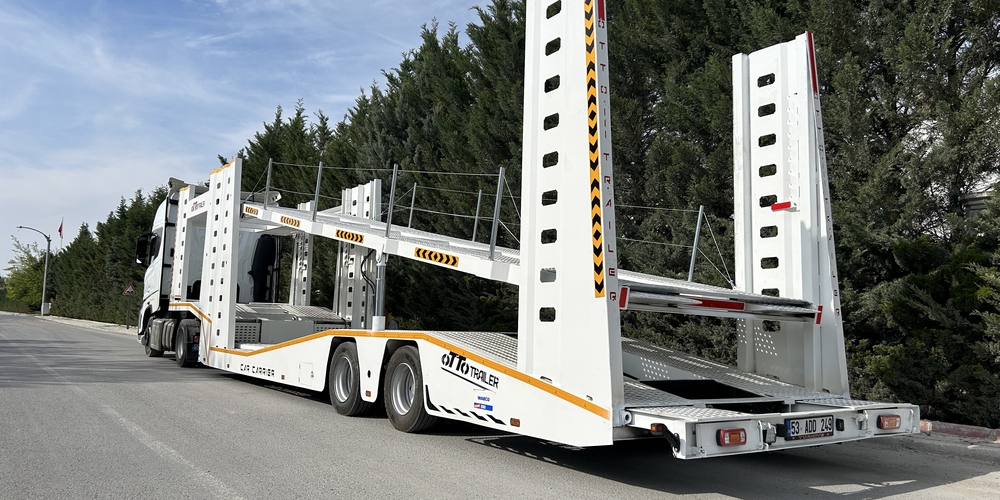 CAR TRANSPORT TRAILER
