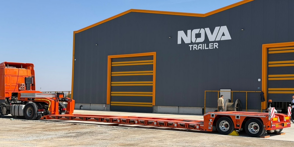 LOW LOADER TRAILER