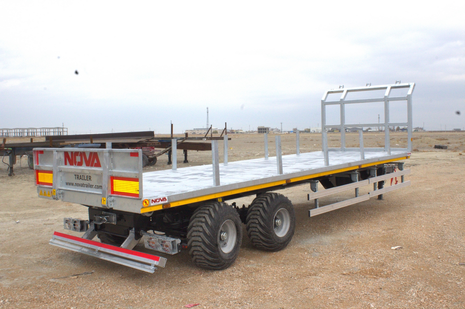 BALE TRAILER
