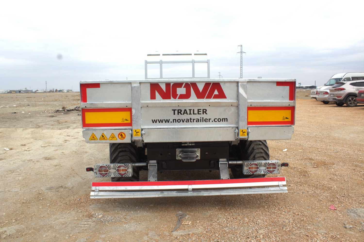 BALE TRAILER